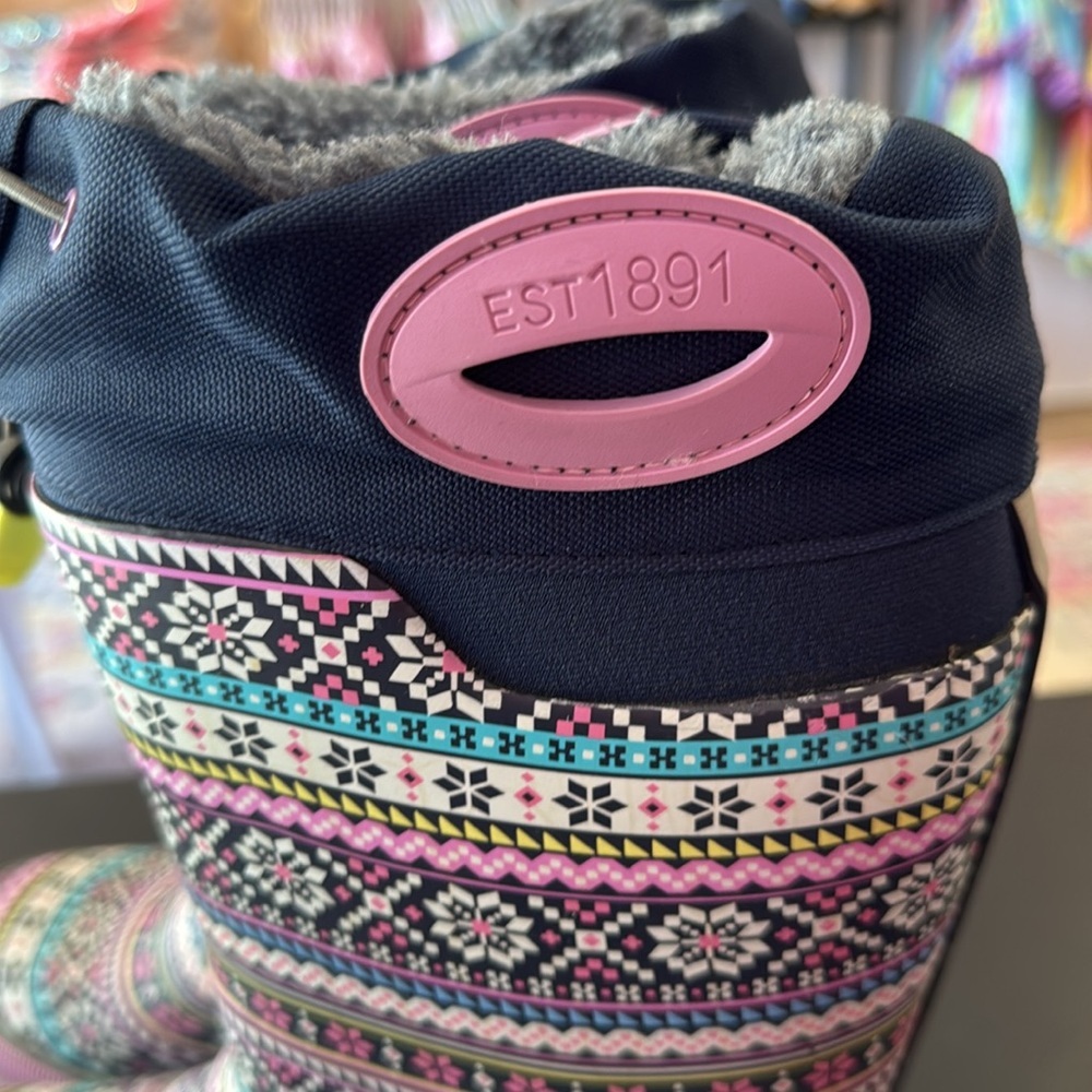 Western Chiefs Rain Snow Boots.  Fair Isle Style, youth size 3. - Picture 4 of 6